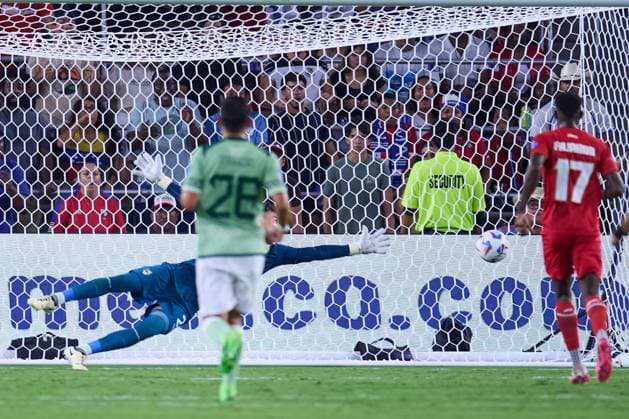 Fußball, Copa America, Bolivien - Panama RECORD DATE NOT STATED Copa America USA 2024 Bolivia vs Panama Guillermo Viscarra of Bolivia during the CONMEBOL Copa America 2024 group C match between Bolivia and Panama, at Ioter-Co Stadium, on July 01, 2024 in Orlando, Florida United States. ORLANDO FLORIDA UNITED STATES  Copyright: xJosexLuisxMelgarejox 20240701214225_CA_GC_2024_BOL_PAN_VUSCARRA107
