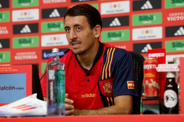 EURO 2024, Nationalteam Spanien Pressekonferenz Spain s player Mikel Oyarzabal attends press conference, PK, Pressekonferenz held following a training session of the team in Donaueschingen, Germany, 02 July 2024.. Spain will face Germany in their Euro2024 quarter final soccer match on 05 July. Press conference of Oyarzabal !ACHTUNG: NUR REDAKTIONELLE NUTZUNG!  Copyright: xJ.J.xGuillenx GRAF565 20240702-55014036463_1