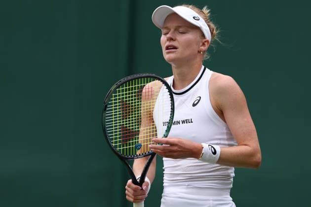 2nd July 2024; All England Lawn Tennis and Croquet Club, London, England; Wimbledon Tennis Tournament, Day 2; A dejected looking Harriet Dart (GBR) during her first round match against Zhuoxuan Bai (CHN)  ActionPlus12662582 ShaunxBrooks