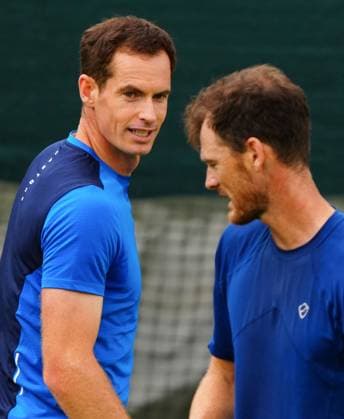 Sport Bilder des Tages Andy Murray practises with brother Jamie Murray after announcing his withdrawl from the Men s Singles due to injury Wimbledon Tennis Championships, Day 2, The All England Lawn Tennis and Croquet Club, London, UK - 02 Jul 2024  Copyright: xJavierxGarcia Shutterstockx 14567681cb