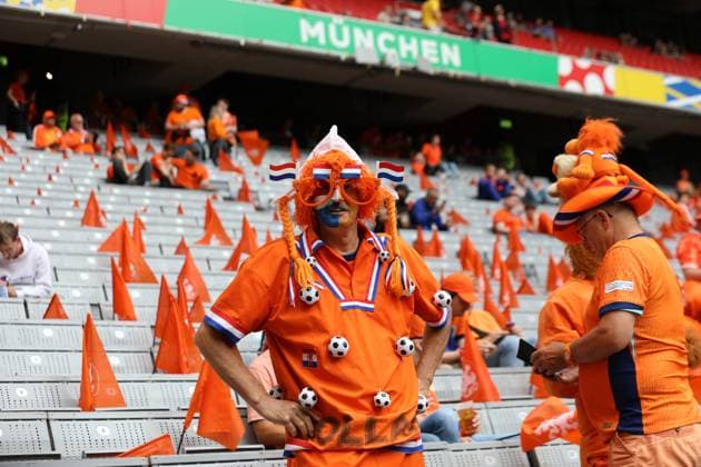 July 2, 2024, Munich, Bavaria, Germany: Fans of Team Netherlands during the UEFA EURO, EM, Europameisterschaft,Fussball 2024 Round of 16 between ROMANIA and NETHERLANDS at Allianz Arena in Munich, Germany Munich Germany - ZUMAc179 20240702_zep_c179_014 Copyright: xMickaelxChavetx