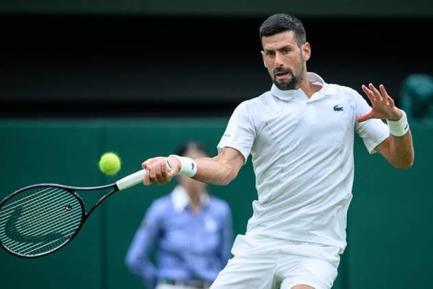 240702 Novak Djokovic of Serbia competes in a first round single s match during day 2 of Wimbledon on July 2, 2024 in London. Photo: Jesper Zerman BILDBYRAN kod JZ JZ0548 tennis wimbledon AELTC day 2 bbeng Copyright: JESPERxZERMAN BB240702JZ031