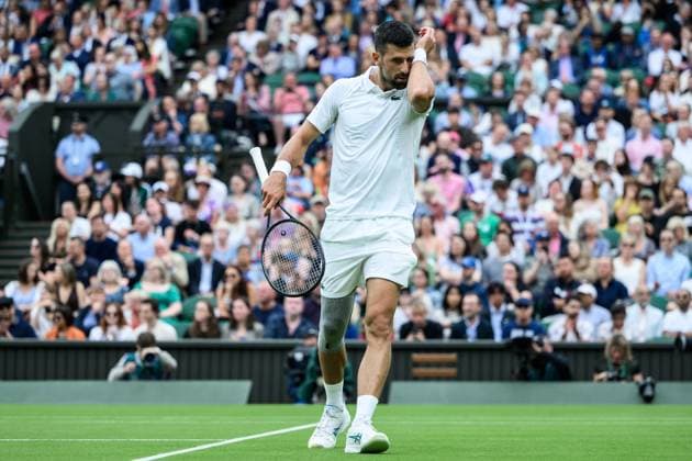 240702 Novak Djokovic of Serbia competes in a first round single s match during day 2 of Wimbledon on July 2, 2024 in London. Photo: Jesper Zerman BILDBYRAN kod JZ JZ0548 tennis wimbledon AELTC day 2 bbeng Copyright: JESPERxZERMAN BB240702JZ037