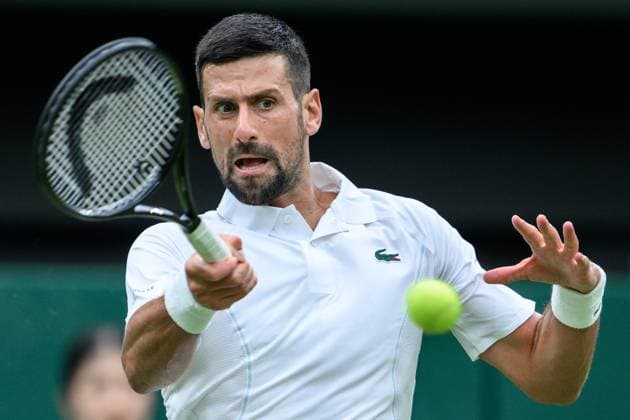 240702 Novak Djokovic of Serbia competes in a first round single s match during day 2 of Wimbledon on July 2, 2024 in London. Photo: Jesper Zerman BILDBYRAN kod JZ JZ0548 tennis wimbledon AELTC day 2 bbeng Copyright: JESPERxZERMAN BB240702JZ043