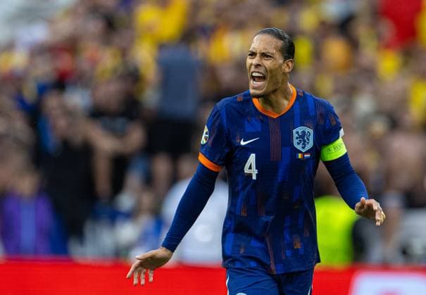 Football - UEFA EURO, EM, Europameisterschaft,Fussball 2024 - Round of 16 - Romania v The Netherlands MUNICH, GERMANY - Tuesday, July 2, 2024: Netherlands captain Virgil van Dijk during the UEFA Euro 2024 Round of 16 match between Romania and the Netherlands at the Allianz Arena. (Photo by David Rawcliffe Propaganda) MUNICH Allianz Arena BAVARIA GERMANY  Copyright: xDavidxRawcliffex P2024-07-02-Romania_Netherlands-27