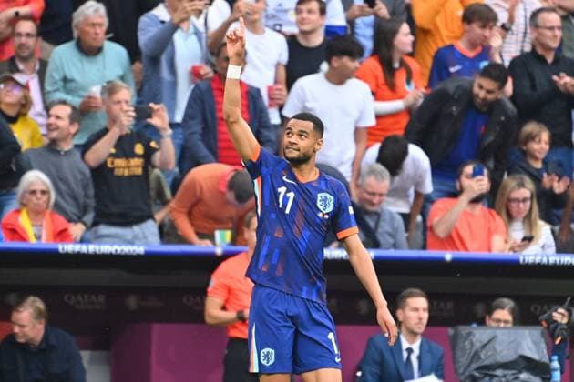 Torjubel um Codi GAKPO (NED) znach Tor um 1-0, Aktion,Jubel,Freude,Begeisterung, Achtelfinale Rumaenien (ROU) - Niederlande (NED) am 02.07.2024, Fussball Arena Muenchen. Fussball UEFA EURO, EM, Europameisterschaft,Fussball 2024 GERMANY vom 14.06.2024 - 14.07.2024.
