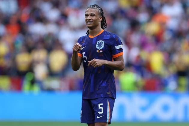 Fußball UEFA EURO, EM, Europameisterschaft,Fussball 2024 Achtelfinale Rumänien - Niederlande am 02.07.2024 in der München Fußball Arena in München Nathan Ake ( Niederlande )