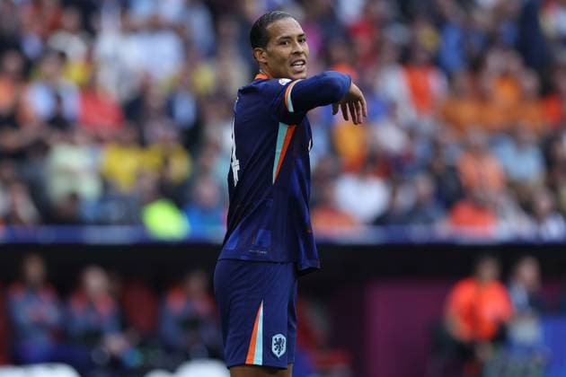 Fußball UEFA EURO, EM, Europameisterschaft,Fussball 2024 Achtelfinale Rumänien - Niederlande am 02.07.2024 in der München Fußball Arena in München Virgil van Dijk ( Niederlande )