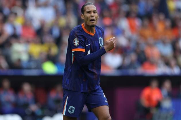 Fußball UEFA EURO, EM, Europameisterschaft,Fussball 2024 Achtelfinale Rumänien - Niederlande am 02.07.2024 in der München Fußball Arena in München Virgil van Dijk ( Niederlande )