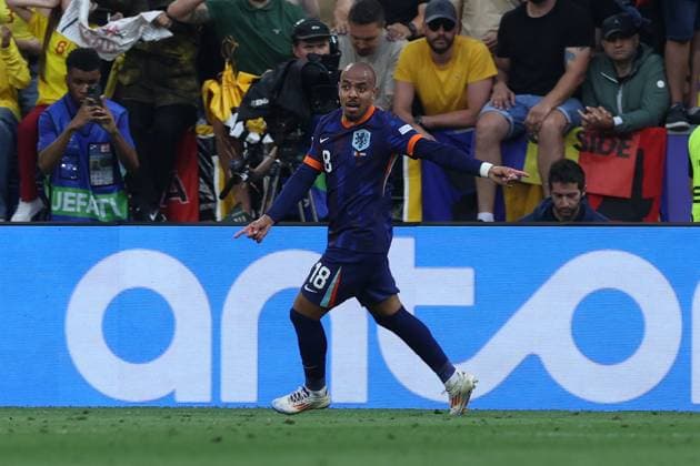 Fußball UEFA EURO, EM, Europameisterschaft,Fussball 2024 Achtelfinale Rumänien - Niederlande am 02.07.2024 in der München Fußball Arena in München Torjubel zum 0:2 durch Donyell Malen ( Niederlande )