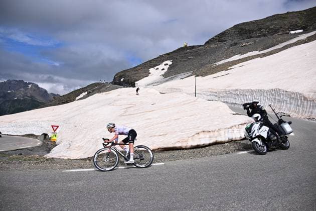 CYCLISME TOUR DE FRANCE 2024 2024 PINEROLO VALLOIRE-LIVE PINEROLO VALLOIRE CYCLISME TOUR DE FRANCE 2024 2024 PINEROLO VALLOIRE-LIVE : Pogacar Tadej (SVN) of UAE Team Emirates ( picture by Presse Sports Photo News ) ! Only Belgium ! ITALIE FRANCE  Copyright: xPaponxBernardx