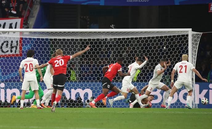 02.07.2024, xtgx, Fussball EM 2024 1 8 Finale, Österreich - Türkei emspor, v.l. Kevin Danso (Oesterreich), Mert Günok (Türkei Tuerkei), Merih Demiral (Türkei Tuerkei), Baris Alper Yilmaz (Türkei Tuerkei), (UEFA REGULATIONS PROHIBIT ANY USE OF PHOTOGRAPHS as IMAGE SEQUENCES and or QUASI-VIDEO) Leipzig