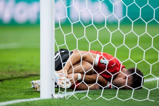 UEFA EURO, EM, Europameisterschaft,Fussball 2024: Österreich - Türkei; 02.07.2024 Christoph Baumgartner (Österreich, 19) bleibt angeschlagen im Tor liegen UEFA EURO 2024: Österreich - Türkei; Leipzig Stadion, Leipzig am 02.07.2024 Copyright: xBEAUTIFULxSPORTS Wunderlx