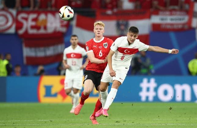 02.07.2024, xtgx, Fussball EM 2024 1 8 Finale, Österreich - Türkei emspor, v.l. Nicolas Seiwald (Oesterreich), Arda Güler Gueler (Türkei Tuerkei) (UEFA REGULATIONS PROHIBIT ANY USE OF PHOTOGRAPHS as IMAGE SEQUENCES and or QUASI-VIDEO) Leipzig