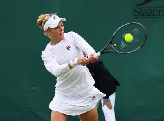 TENNIS - Wimbledon 2024 LONDON,ENGLAND,02.JUL.24 - TENNIS - WTA, Tennis Damen Tour, Wimbledon, Grand Slam. Image shows Laura Siegemund (GER).  GEPAxpictures xAlanxGrieves