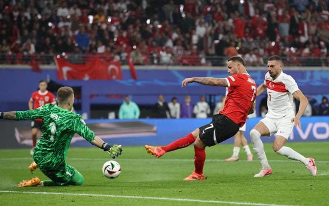 02.07.2024, xtgx, Fussball EM 2024 1 8 Finale, Österreich - Türkei emspor, v.l. Mert Günok (Türkei Tuerkei), Marko Arnautovic (Oesterreich), Merih Demiral (Türkei Tuerkei) (UEFA REGULATIONS PROHIBIT ANY USE OF PHOTOGRAPHS as IMAGE SEQUENCES and or QUASI-VIDEO) Leipzig