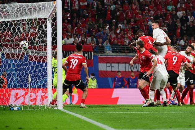 Merih Demiral 3 (Tuerkei) trifft zum 0:2, Oesterreich vs. Tuerkei, Fussball, UEFA EURO, EM, Europameisterschaft,Fussball 2024, Achtelfinale, 02.07.2024 Leipzig Sachsen Deutschland