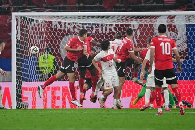 Michael Gregoritsch 11 (Oesterreich) trifft das Tor zum 1:2, Oesterreich vs. Tuerkei, Fussball, UEFA EURO, EM, Europameisterschaft,Fussball 2024, Achtelfinale, 02.07.2024 Leipzig Sachsen Deutschland