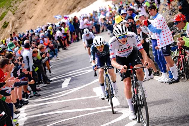 Bilder des Jahres 2024, Sport 07 Juli Sport Themen der Woche KW27 CYCLISME TOUR DE FRANCE 2024 2024 PINEROLO VALLOIRE-LIVE PINEROLO VALLOIRE CYCLISME TOUR DE FRANCE 2024 2024 PINEROLO VALLOIRE-LIVE : Pogacar Tadej (SVN) of UAE Team Emirates and Vingegaard Jonas (DEN) of Team Visma Lease a Bike ( picture by Presse Sports Photo News ) ! Only Belgium ! ITALIE FRANCE  Copyright: xPaponxBernardx