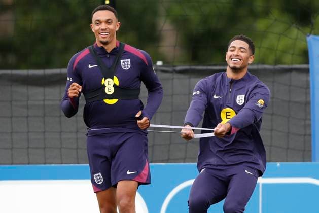 England Training Trent Alexander-Arnold of England and Jude Bellingham of England during the England Training Session at Spa & Golf Resort Weimarer Land, Blankenhain UK Newspapers OUT Copyright: xPaulxChestertonx FIL-20321-0053