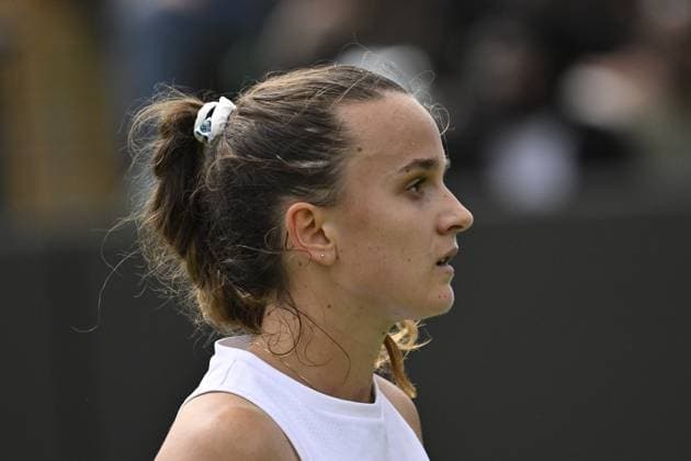 Tennis : Wimbledon 2024 - England - Clara Burel - France Tennis : Wimbledon 2024 - England - 03 07 2024 ChrysleneCaillaud Panoramic 