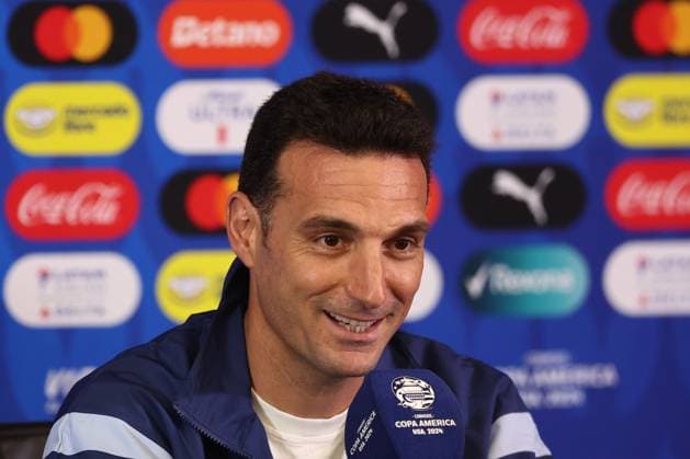 Argentina s coach, Lionel Scaloni, during a press conference, PK, Pressekonferenz prior to the match against Ecuador for the quarterfinals of the Copa AmÃ rica USA 2024, at NRG Stadium in Houston, TX, on July 3, 2024. HOUSTON UNITED STATES Copyright: xALEJANDROxPAGNIx