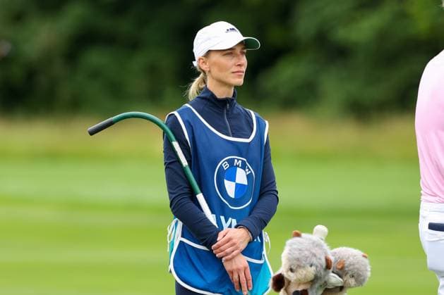 Caddy von Martin Kaymer, seine Frau Irene Scholz, BMW International Open 2024, Golf, DP World Tour, Herren, Runde 1, 04.07.2024 Eichenried Bayern Deutschland