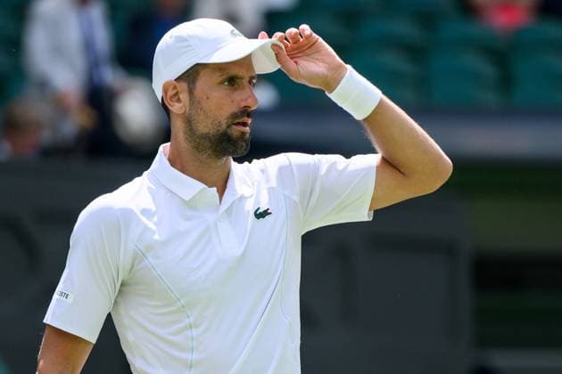 240704 Novak Djokovic of Serbia competes in a second round singles match during day 4 of Wimbledon on July 4, 2024 in London. Photo: Jesper Zerman BILDBYRAN kod JZ JZ0550 tennis wimbledon dag 4 bbeng Copyright: JESPERxZERMAN BB240704JZ041