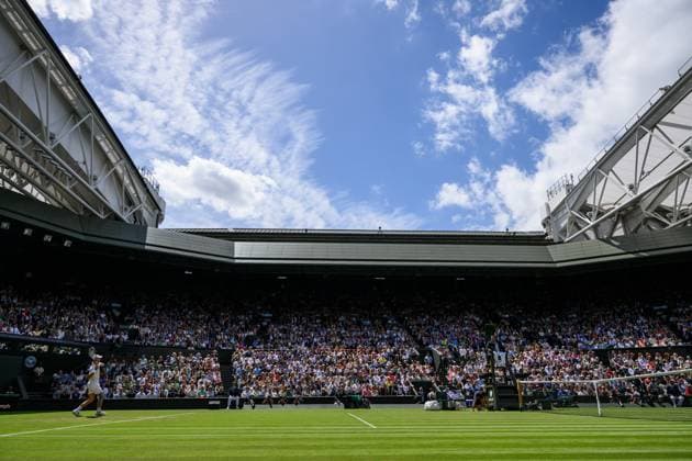 240704 General view of Centr Court during a second round singles match between Novak Djokovic of Serbia and Jacob Fearnley if Great Britain during day 4 of Wimbledon on July 4, 2024 in London. Photo: Jesper Zerman BILDBYRAN kod JZ JZ0550 tennis wimbledon dag 4 bbeng Copyright: JESPERxZERMAN BB240704JZ055