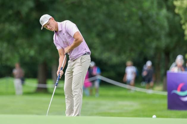 Matti Schmid (GER) beim Putten, BMW International Open 2024, Golf, DP World Tour, Herren, Runde 1, 04.07.2024 Eichenried Bayern Deutschland