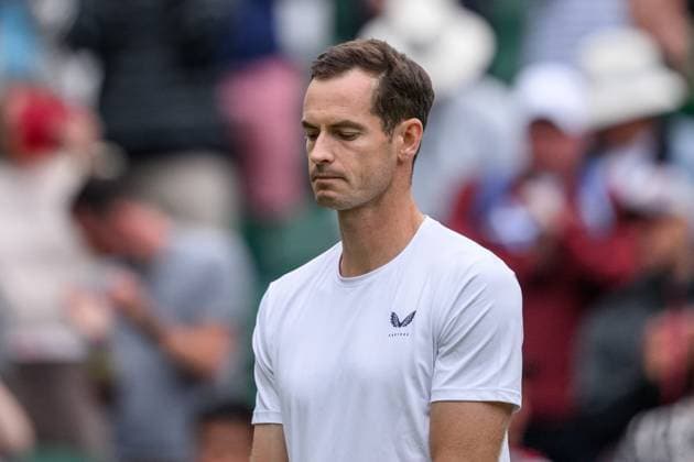 240704 Andy Murray of Great Britain reacts during a tribute to his career during day 4 of Wimbledon on July 4, 2024 in London. Photo: Jesper Zerman BILDBYRAN kod JZ JZ0550 tennis wimbledon dag 4 bbeng Copyright: JESPERxZERMAN BB240704JZ122