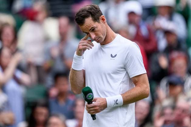 Sport Bilder des Tages 240704 Andy Murray of Great Britain reacts during a tribute to his career during day 4 of Wimbledon on July 4, 2024 in London. Photo: Jesper Zerman BILDBYRAN kod JZ JZ0550 tennis wimbledon dag 4 bbeng Copyright: JESPERxZERMAN BB240704JZ127