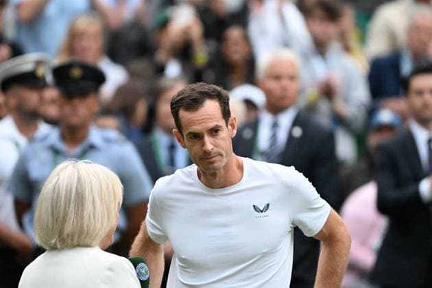 Tennis : Wimbledon 2024 - England - Andy Murray - celebration - United Kingdom Tennis : Wimbledon 2024 - England - 04 07 2024 ChrysleneCaillaud Panoramic 