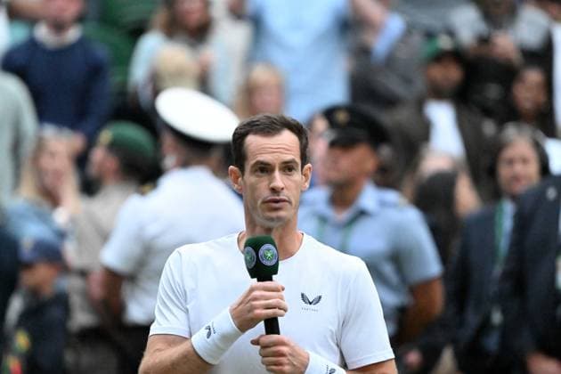 Tennis : Wimbledon 2024 - England - Andy Murray - celebration - United Kingdom Tennis : Wimbledon 2024 - England - 04 07 2024 ChrysleneCaillaud Panoramic 