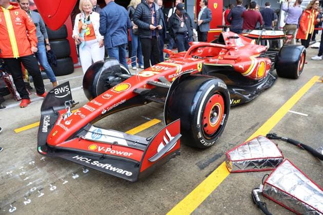 05.07.2024, xrarjax, Motorsport FIA Formel 1, Großer Preis von Großbritannien 2024 emspor, v.l. Pitlane Auto von Charles Leclerc (Ferrari) Startnummer 16 Silverstone