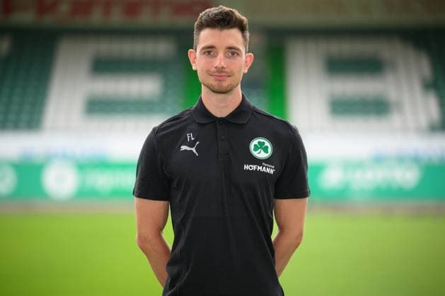 Florian Leimeister ; Athletik-Trainer SpVgg Greuther Fürth 04.07.2024 - SpVgg Greuther Fürth ( Kleeblatt Spielvereinigung ) - 2. Fussball Bundesliga BL - Saison 2024 2025 - Fototermin Porträttermin Vorstellung Präsentation Pressetermin - - Einzelbild Einzelfoto Portrait Porträt Kopfbild -