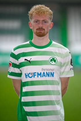 Jomaine Consbruch ; SpVgg Greuther Fürth 04.07.2024 - SpVgg Greuther Fürth ( Kleeblatt Spielvereinigung ) - 2. Fussball Bundesliga BL - Saison 2024 2025 - Fototermin Porträttermin Vorstellung Präsentation Pressetermin - - Einzelbild Einzelfoto Portrait Porträt Kopfbild -