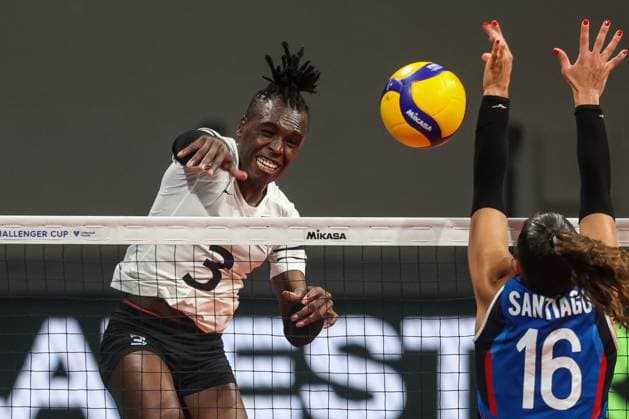 (240705) -- MANILA, July 5, 2024 -- Pamella Adhiambo Owino (L) of Kenya spikes the ball during the match between Puerto Rico and Kenya at the FIVB Women s Volleyball Challenger Cup 2024 in Manila, the Philippines, on July 4, 2024. ) (SP)PHILIPPINES-MANILA-VOLLEYBALL-FIVB WOMEN S CHALLENGER CUP 2024-PUERTO RICO VS KENYA ROUELLExUMALI 