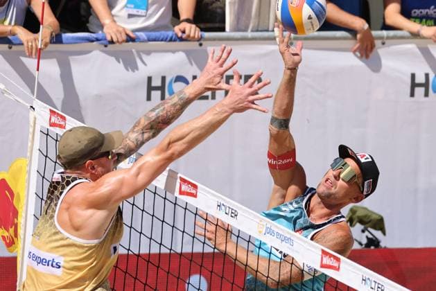 Beach volleyball, Beachvolleyball - Pro Beach Battle Masters SEEWALCHEN,AUSTRIA,05.JUL.24 - BEACH VOLLEYBALL - Beach Volleyball Tour PRO, Pro Beach Battle Masters Litzlberg. Image shows Julian Hoerl (AUT).  GEPAxpictures xMathiasxMandl