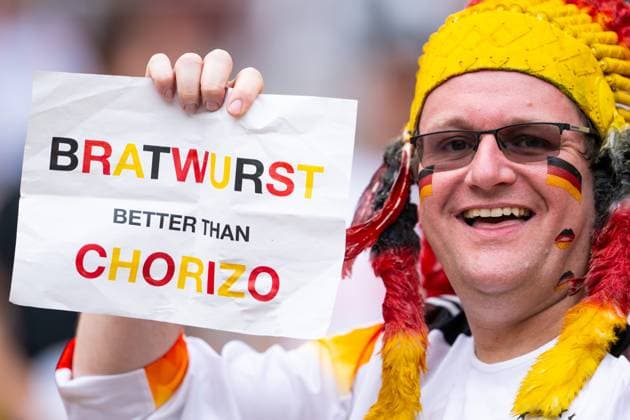 240705 Fans of Germany ahead of the UEFA EURO, EM, Europameisterschaft,Fussball 2024 Football Championship quarterfinal between Spain and Germany on July 5, 2024 in Stuttgart. Photo: Mathias Bergeld BILDBYRAN kod MB MB0942 fotboll football soccer fotball fotbolls-em europamästerskap em uefa euro uefa european football championship euro 2024 kvartsfinal quarterfinal quarterfinals spanien spain tyskland germany bbeng publik Copyright: MATHIASxBERGELD BB240705MB010