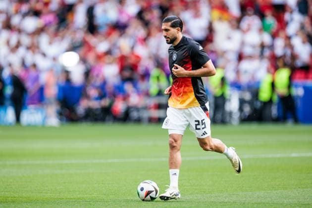 UEFA EURO, EM, Europameisterschaft,Fussball 2024: Spanien - Deutschland; 05.07.2024 Emre Can (Deutschland, 25) UEFA EURO 2024: Spanien - Deutschland; Stuttgart Arena, Stuttgart am 05.07.2024 Copyright: xBEAUTIFULxSPORTS Wunderlx