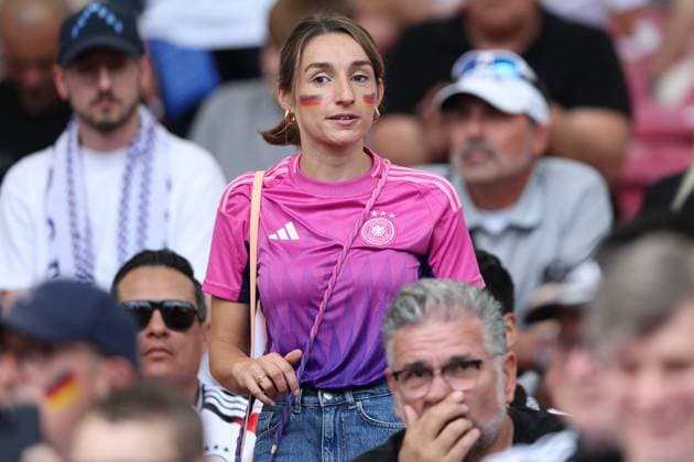 Fußball UEFA EURO, EM, Europameisterschaft,Fussball 2024 Viertelfinale Spanien - Deutschland am 05.07.2024 in der Stuttgart Arena in Stuttgart Lena Wurzenberger, Freundin von Julian Nagelsmann ( Bundestrainer )