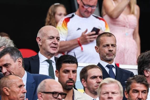Fussball, UEFA EURO, EM, Europameisterschaft,Fussball 2024 Viertelfinale Spanien - Deutschland 05.07.2024, Stuttgart Arena Bernd Neuendorf (DFB Präsident) Aleksander Äaeferin (UEFA PRÄSIDENT) Stuttgart Stuttgart Arena Baden-Württemberg Deutschland