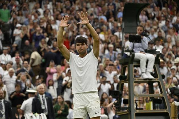 Tennis : Wimbledon 2024 - England - Carlos Alcaraz - Espagne Tennis : Wimbledon 2024 - England - 05 07 2024 ChrysleneCaillaud Panoramic 