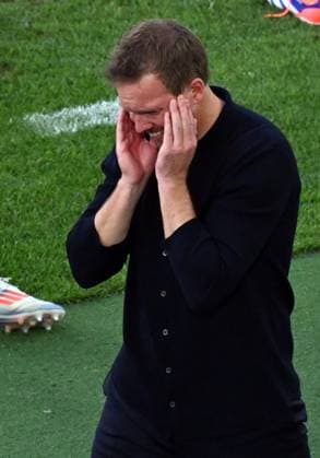 05.07.2024, xjhx, Fussball EM 2024 1 4 Finale, Deutschland - Spanien emspor, v.l. Trainer Julian Nagelsmann (Deutsche Fussball Nationalmannschaft DFB) enttaeuscht, enttaeuscht schauend, dissapointed (DFL DFB REGULATIONS PROHIBIT ANY USE OF PHOTOGRAPHS as IMAGE SEQUENCES and or QUASI-VIDEO) Stuttgart