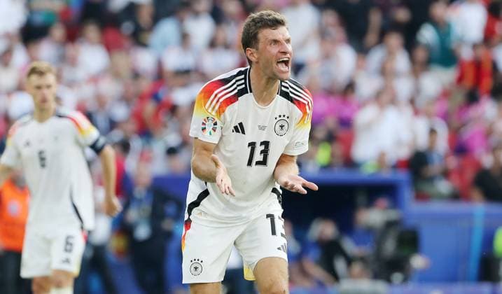 Thomas Müller schimpfend Aktion Oberkörper Fußball Fussball Europameisterschaft Euro 2024 EM Viertelfinale Herren Saison 2023 2024 05.07.2024 Spanien ESP vs. Deutschland GER in Stuttgart DFL regulations prohibit any use of photographs as image sequences and or quasi-video.