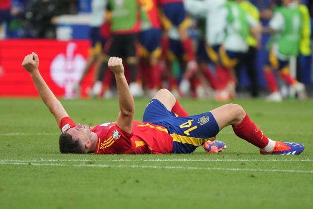 Siegesjuibel Aymeric Laporte (Spanien Spain, 14) - Stuttgart 05.07.2024: Deutschland vs. Spanien, EURO2024, Viertelfinale, M45, EM-Arena Stuttgart