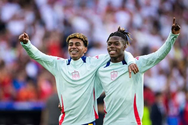 240705 Lamine Yamal and Nicholas Williams of Spain celebrate after the UEFA EURO, EM, Europameisterschaft,Fussball 2024 Football Championship quarterfinal between Spain and Germany on July 5, 2024 in Stuttgart. Photo: Mathias Bergeld BILDBYRAN kod MB MB0942 fotboll football soccer fotball fotbolls-em europamästerskap em uefa euro uefa european football championship euro 2024 kvartsfinal quarterfinal quarterfinals spanien spain tyskland germany bbeng bbauto jubel Copyright: MATHIASxBERGELD BB240705MB088