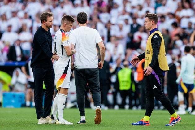 UEFA EURO, EM, Europameisterschaft,Fussball 2024: Spanien - Deutschland; 05.07.2024 Julian Nagelsmann (Trainer, Bundestrainer Deutschland), Toni Kroos (Deutschland, 8), Marc-Andre ter Stegen (Deutschland, 22) UEFA EURO 2024: Spanien - Deutschland; Stuttgart Arena, Stuttgart am 05.07.2024 Copyright: xBEAUTIFULxSPORTS Wunderlx