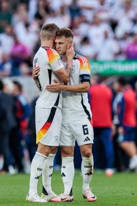 UEFA EURO, EM, Europameisterschaft,Fussball 2024: Spanien - Deutschland; 05.07.2024 Toni Kroos (Deutschland, 8), Joshua Kimmich (Deutschland, 6) UEFA EURO 2024: Spanien - Deutschland; Stuttgart Arena, Stuttgart am 05.07.2024 Copyright: xBEAUTIFULxSPORTS Wunderlx